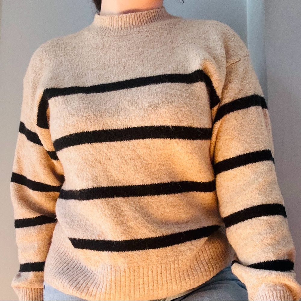H&M Tan and Black Striped Sweater